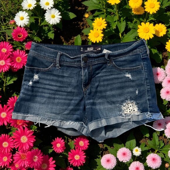 HOLLISTER High Rise Lace Denim Short Shorts Size 30 - Picture 1 of 7